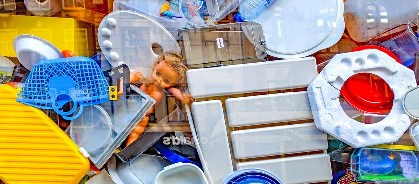 Científicos australianos dicen haber encontrado una forma de reciclar todo tipo de plásticos